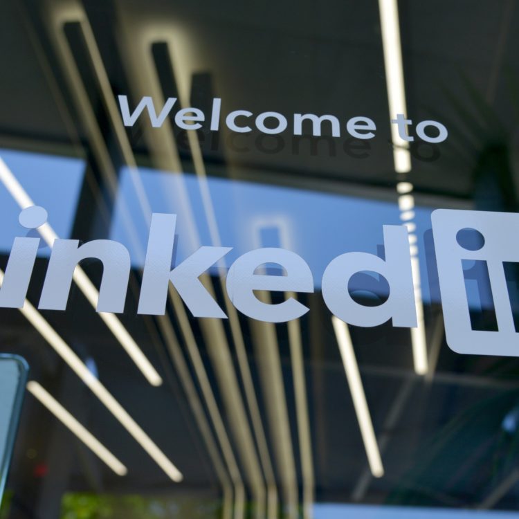Tips to Boost Your LinkedIn Profile