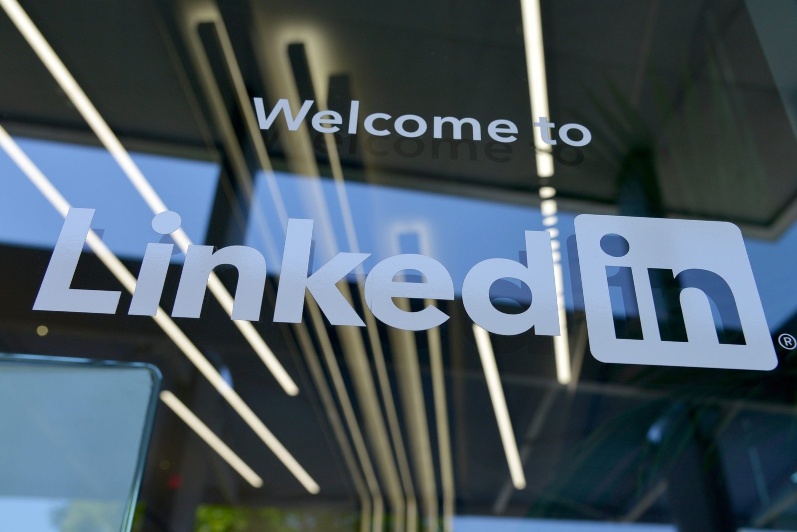 3 Quick Tips to Boost Your LinkedIn Profile - Digital Clarity